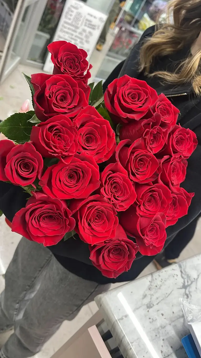 Букет из красных роз